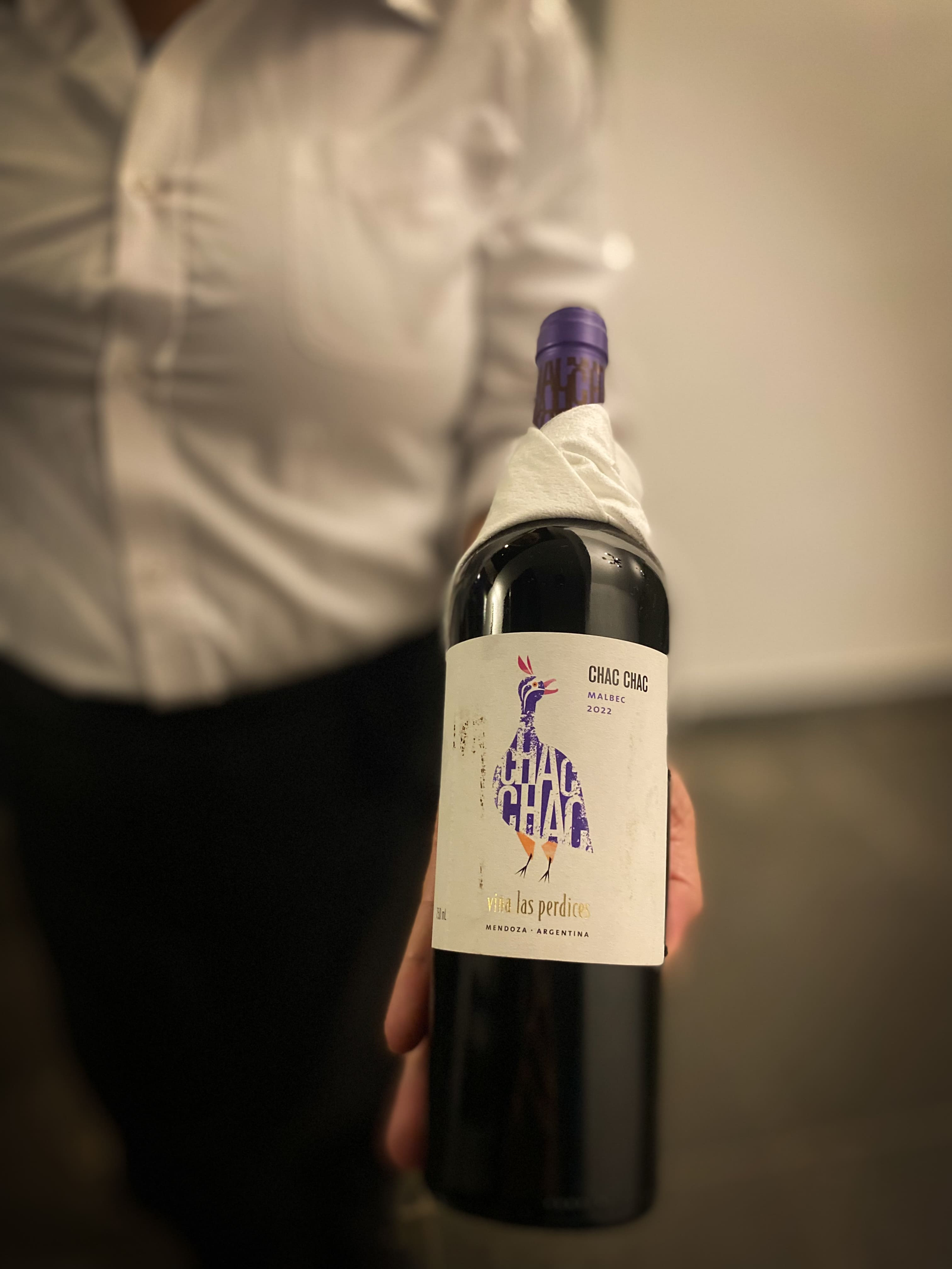 Vinho Malbec servido no Kasarão