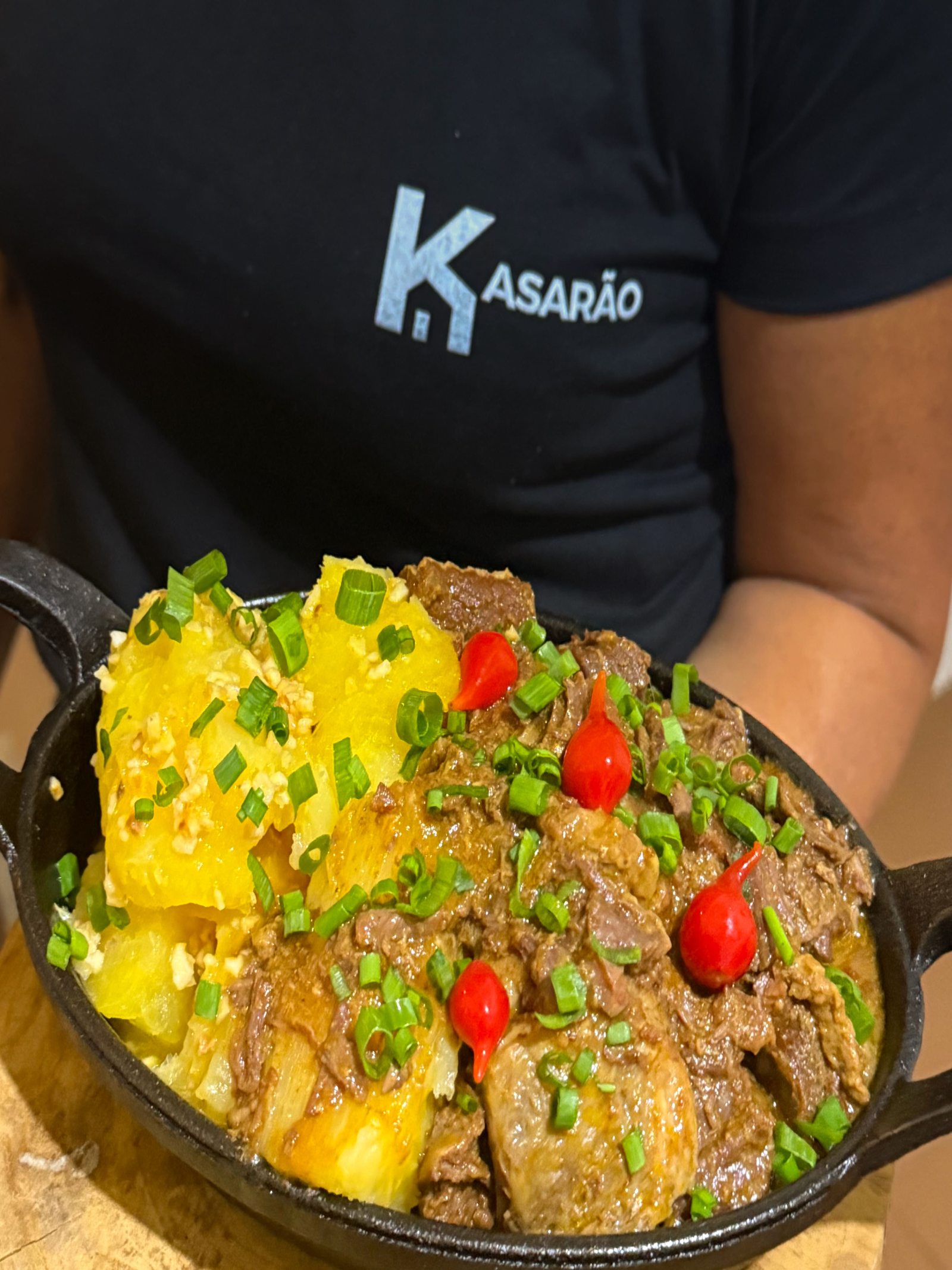 Carne com mandioca